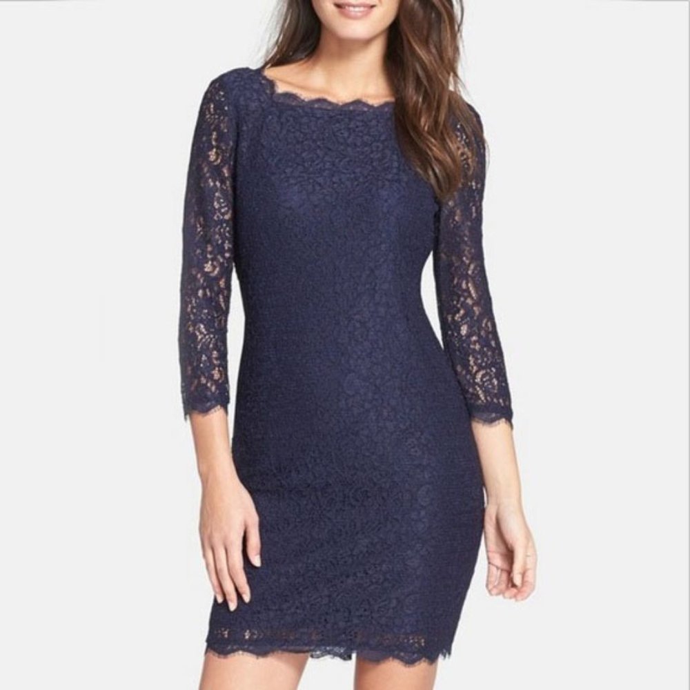 *NEW* ADRIANNA PAPELL Long Sleeve Lace Dress - Navy